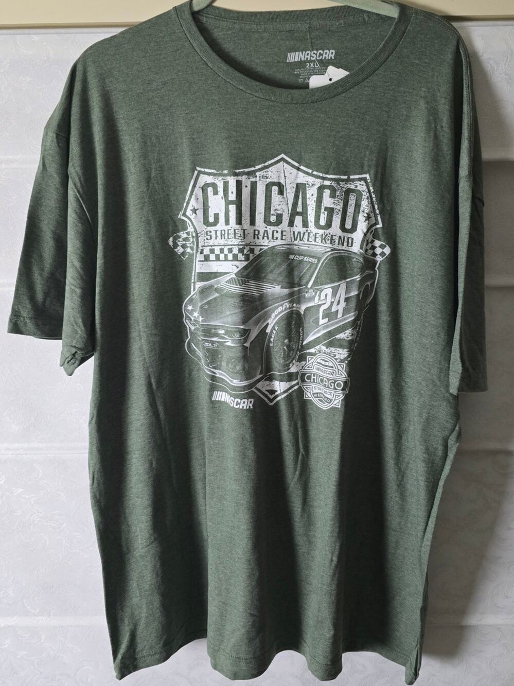 NASCAR Chicago Street Race Weekend #24 Men's 2XL Green T-Shirt NWT NEW Racing